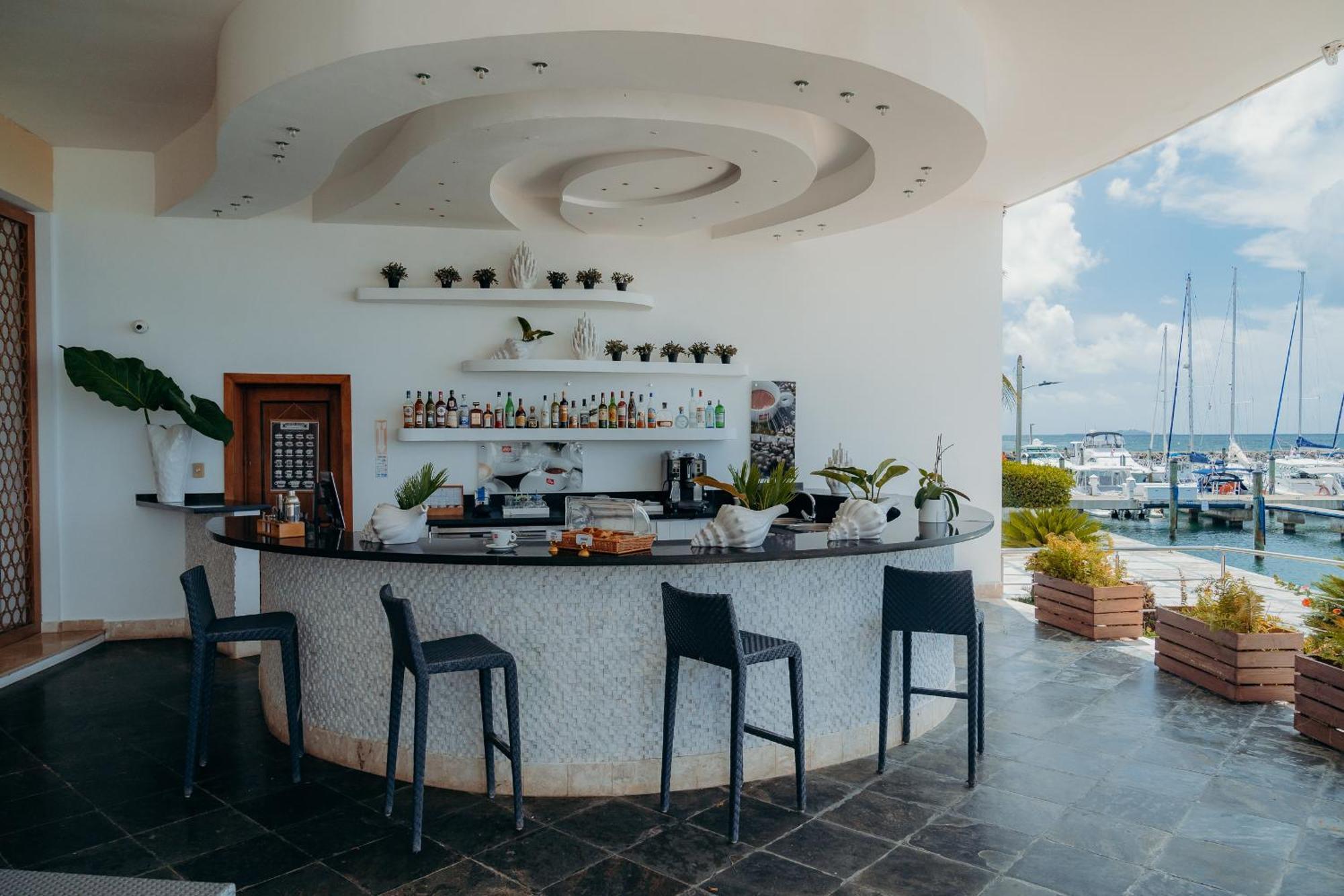 The Bannister Hotel & Yacht Club By Mint Samana Exterior photo